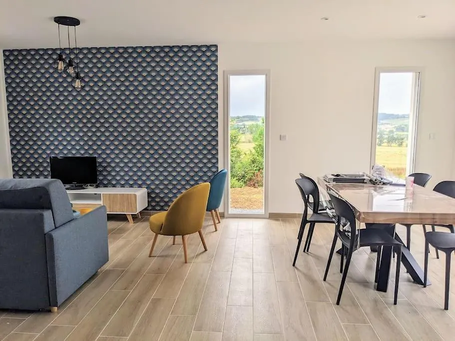 Gite La Planquette Puygouzon-et-Montsalvy Casa vacanze